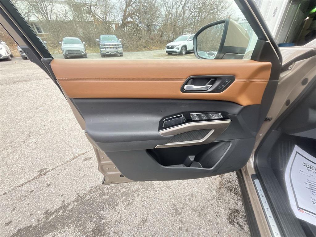 used 2024 Nissan Pathfinder car, priced at $39,114