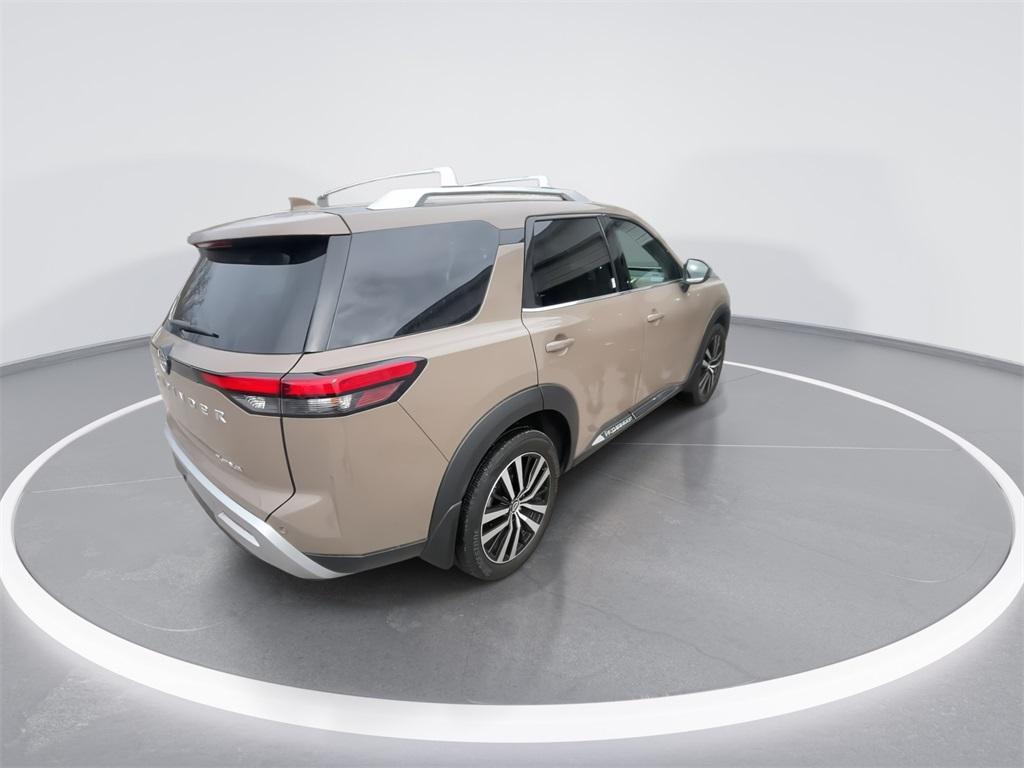 used 2024 Nissan Pathfinder car, priced at $39,114