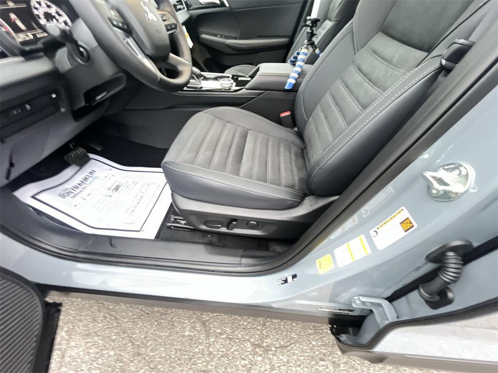 new 2026 Mitsubishi Outlander car, priced at $44,000