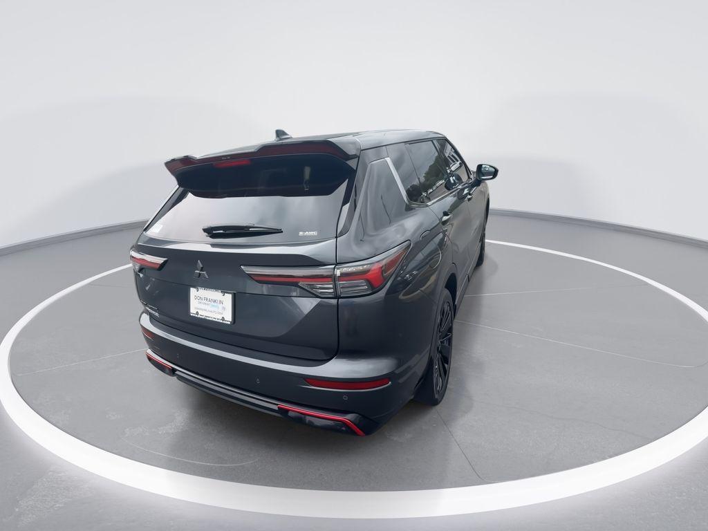 new 2026 Mitsubishi Outlander car, priced at $37,047