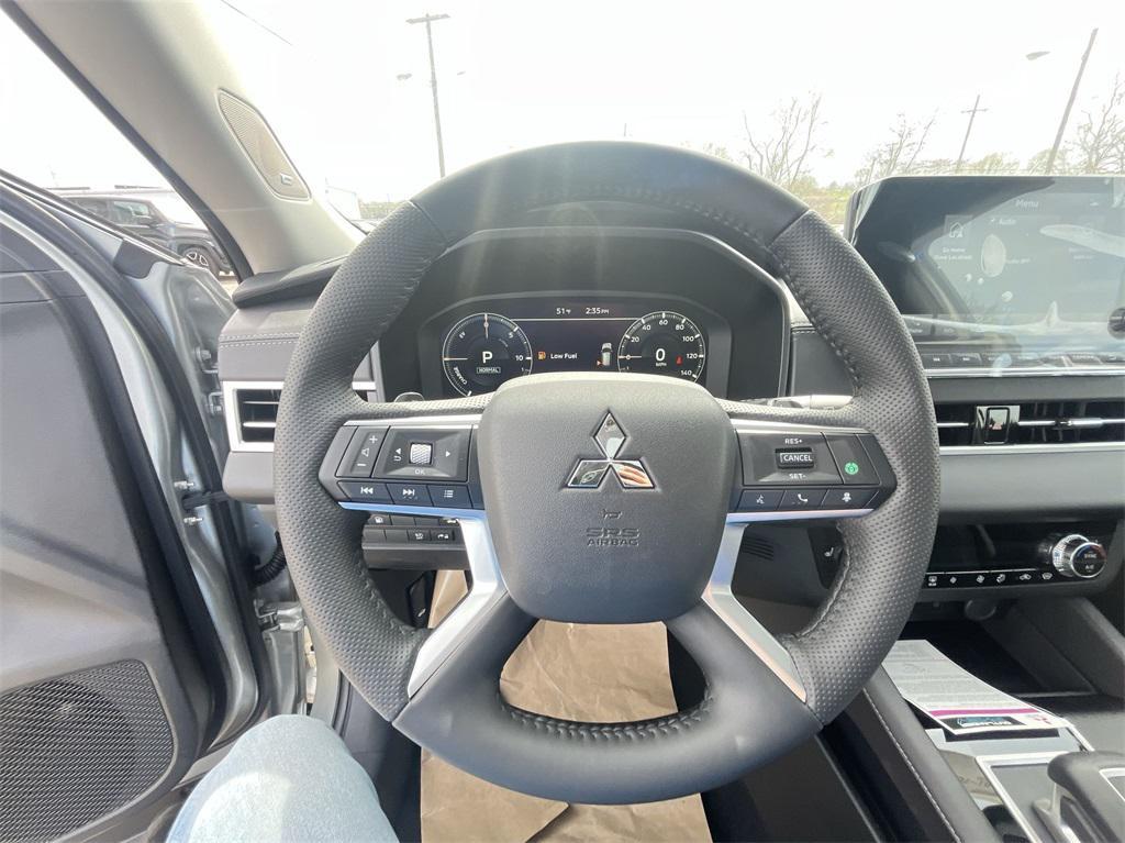 new 2025 Mitsubishi Outlander PHEV car, priced at $39,800