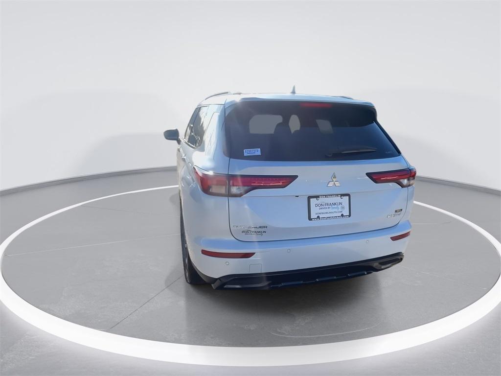 new 2025 Mitsubishi Outlander PHEV car, priced at $41,300
