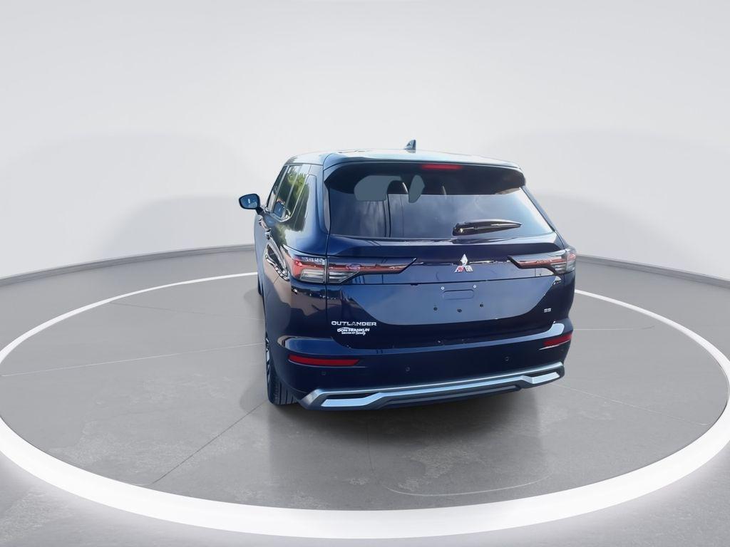 new 2025 Mitsubishi Outlander car, priced at $33,600