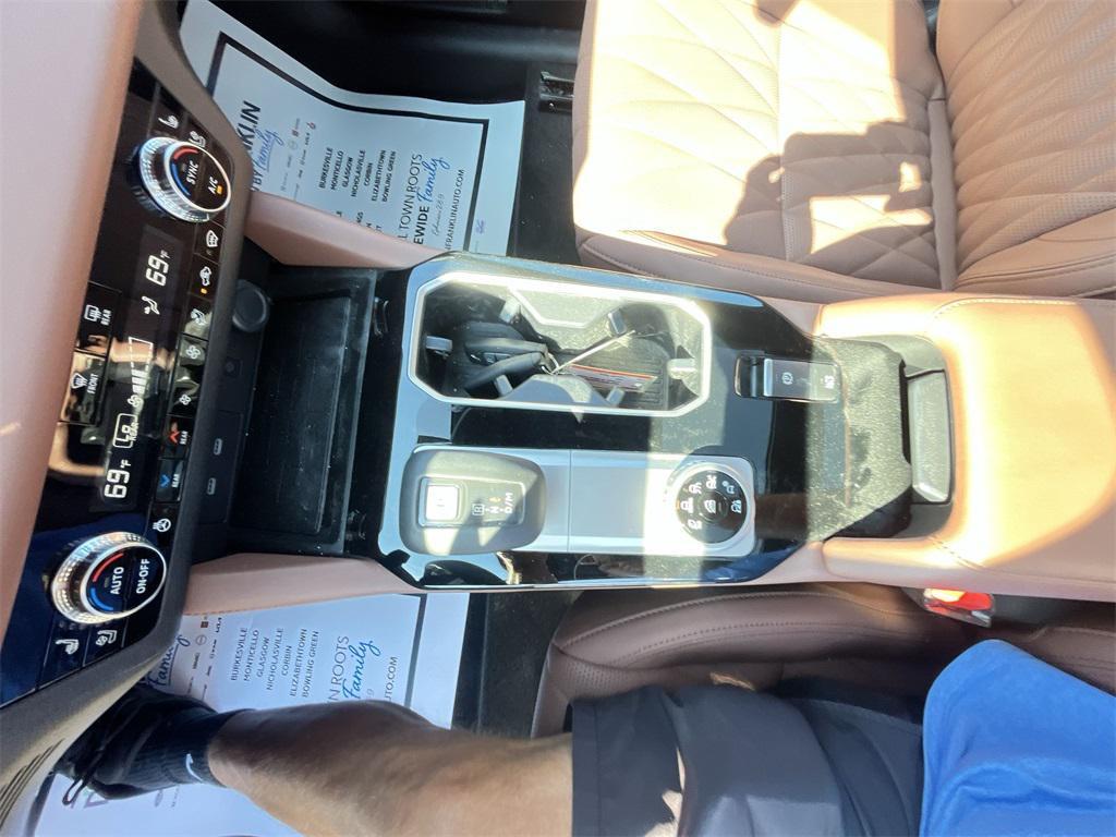 new 2025 Mitsubishi Outlander car, priced at $42,500