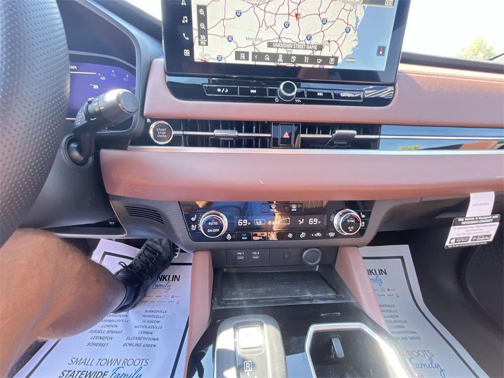 new 2025 Mitsubishi Outlander car, priced at $42,500