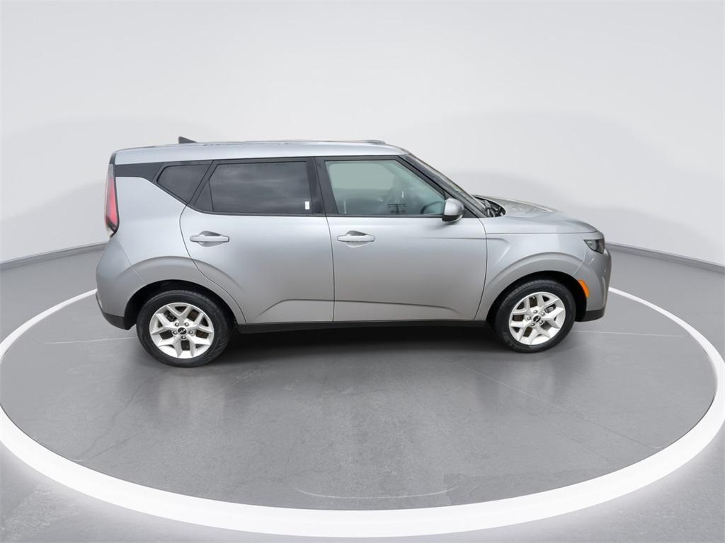 used 2024 Kia Soul car, priced at $16,994