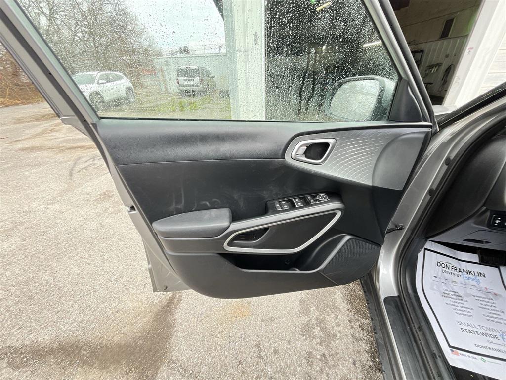 used 2024 Kia Soul car, priced at $16,994