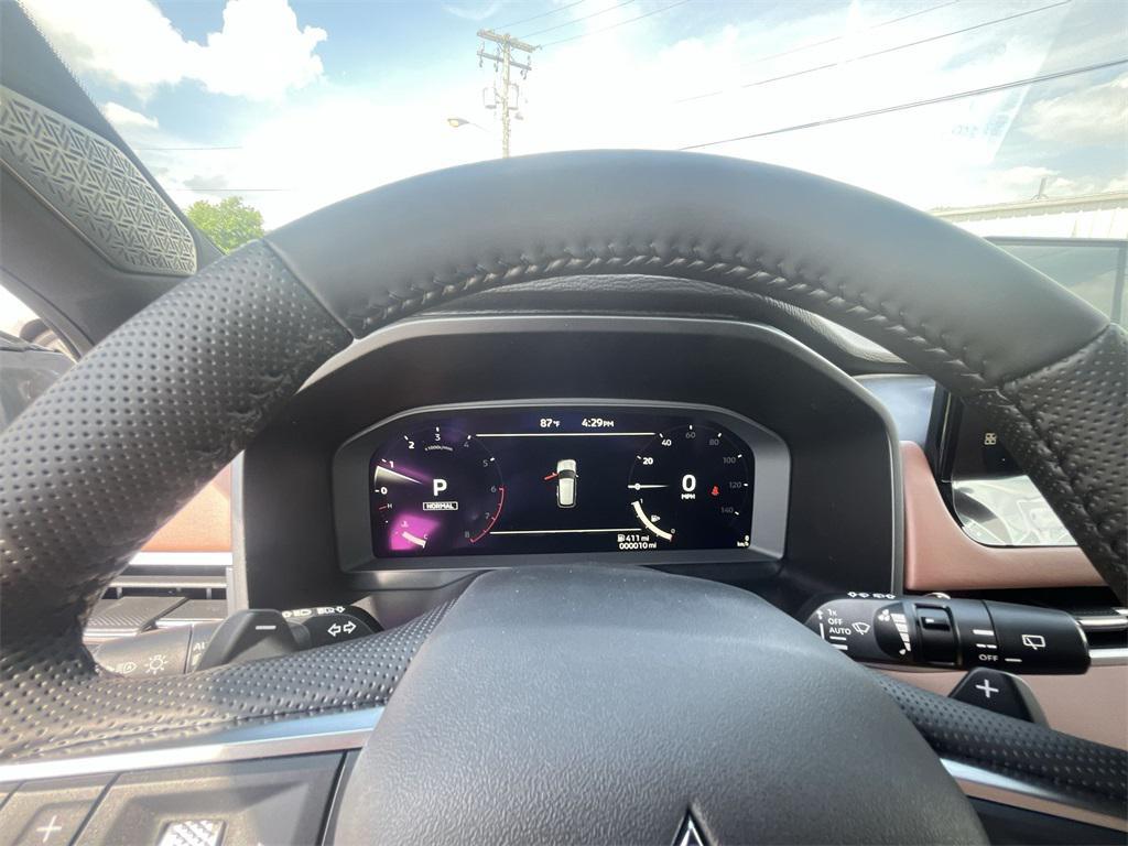 new 2025 Mitsubishi Outlander car, priced at $41,667