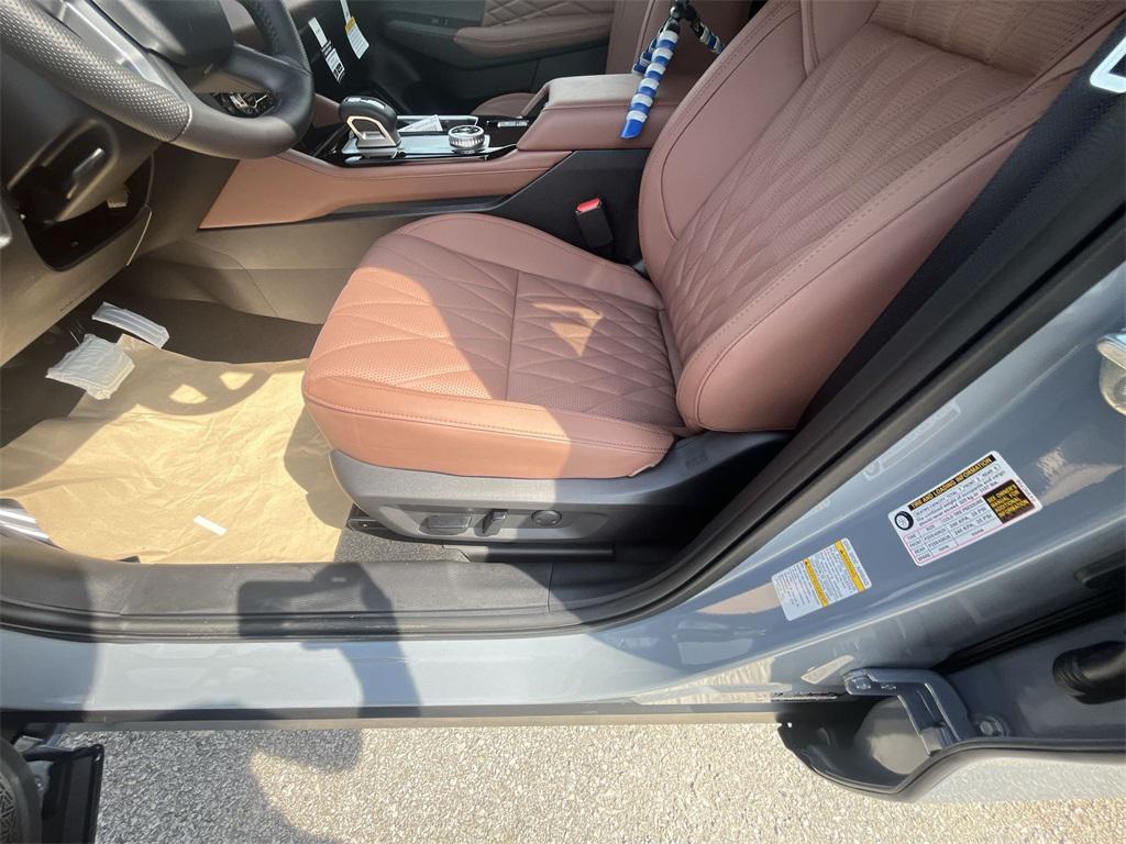 new 2025 Mitsubishi Outlander car, priced at $41,667