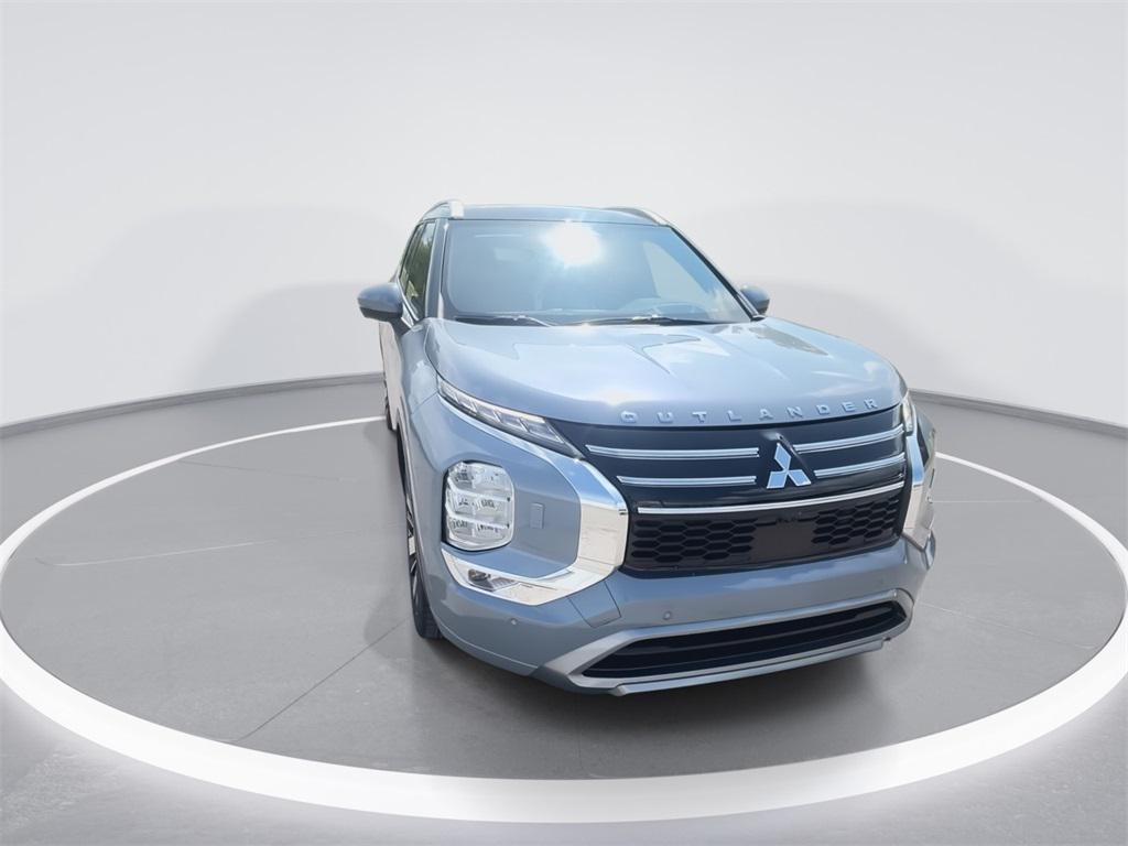 new 2025 Mitsubishi Outlander car, priced at $41,667