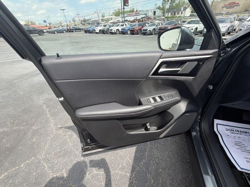 new 2026 Mitsubishi Outlander car, priced at $32,600
