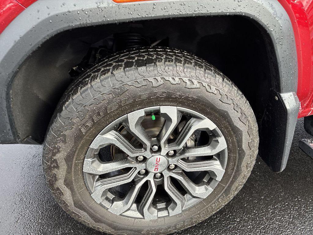 used 2024 GMC Canyon car, priced at $40,990