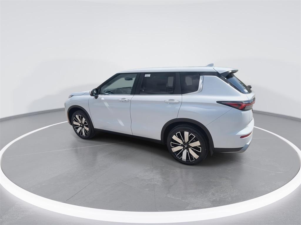 new 2025 Mitsubishi Outlander car, priced at $35,867