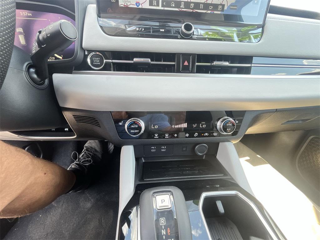 new 2025 Mitsubishi Outlander car, priced at $35,867