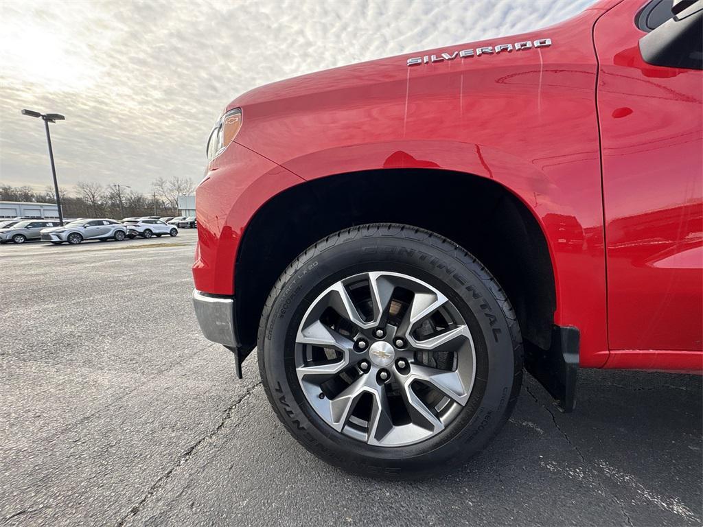 used 2022 Chevrolet Silverado 1500 car, priced at $30,994