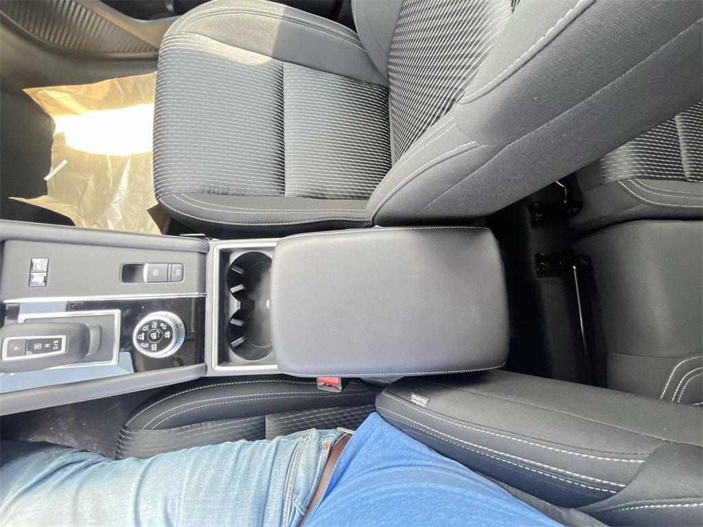 new 2025 Mitsubishi Outlander PHEV car, priced at $38,700