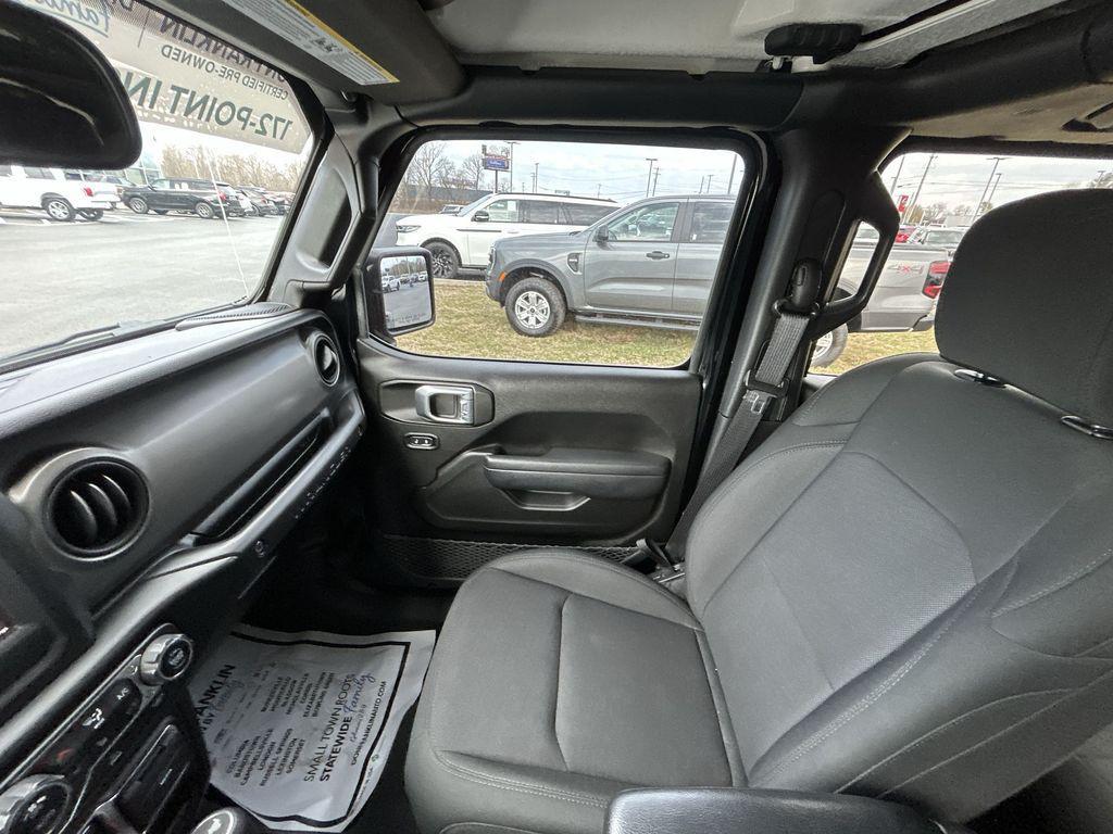 used 2021 Jeep Wrangler Unlimited car, priced at $26,539