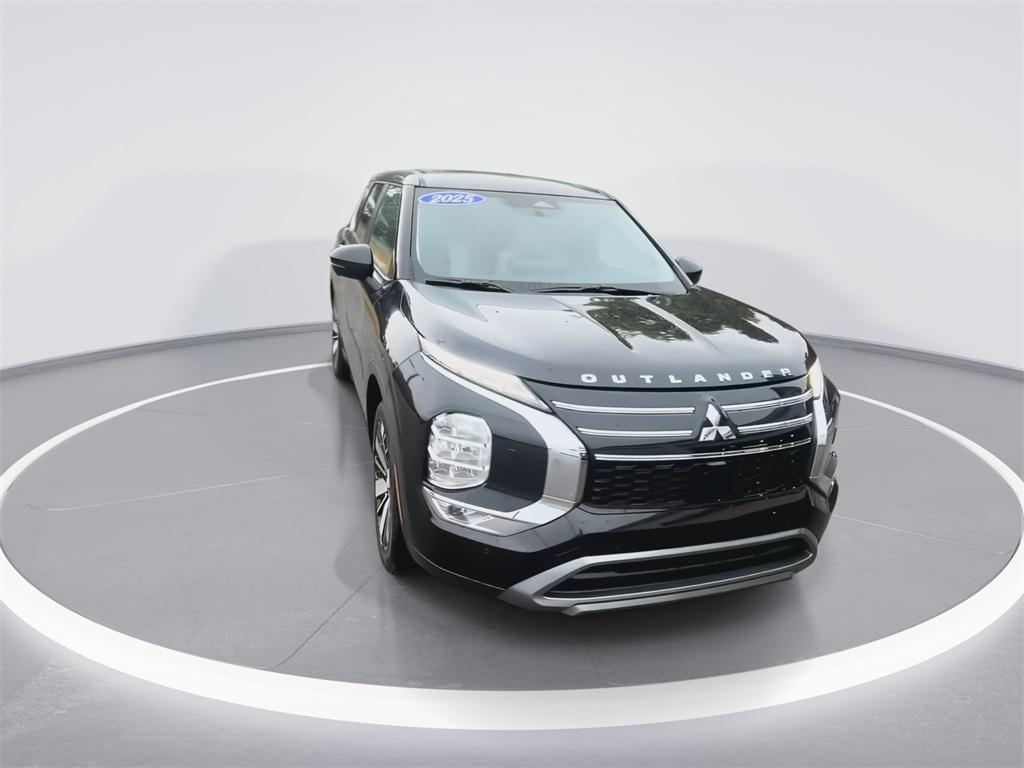 new 2025 Mitsubishi Outlander car, priced at $37,224