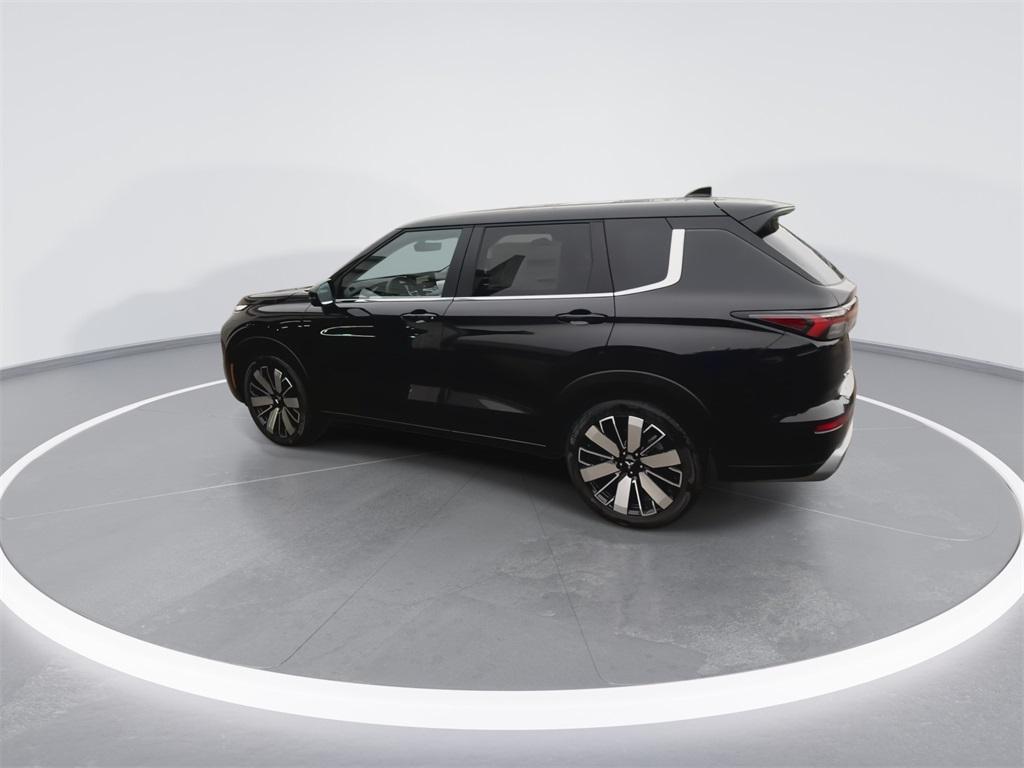 new 2025 Mitsubishi Outlander car, priced at $37,224