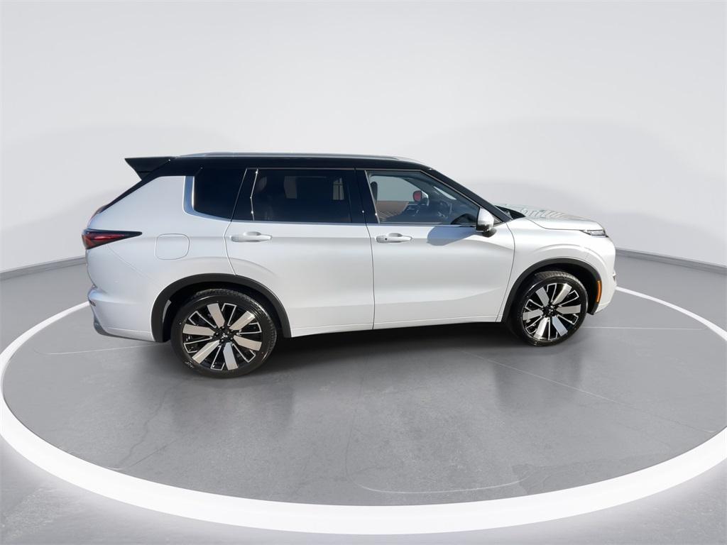 new 2026 Mitsubishi Outlander car, priced at $44,800