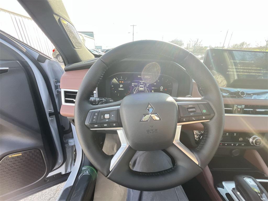 new 2026 Mitsubishi Outlander car, priced at $44,800