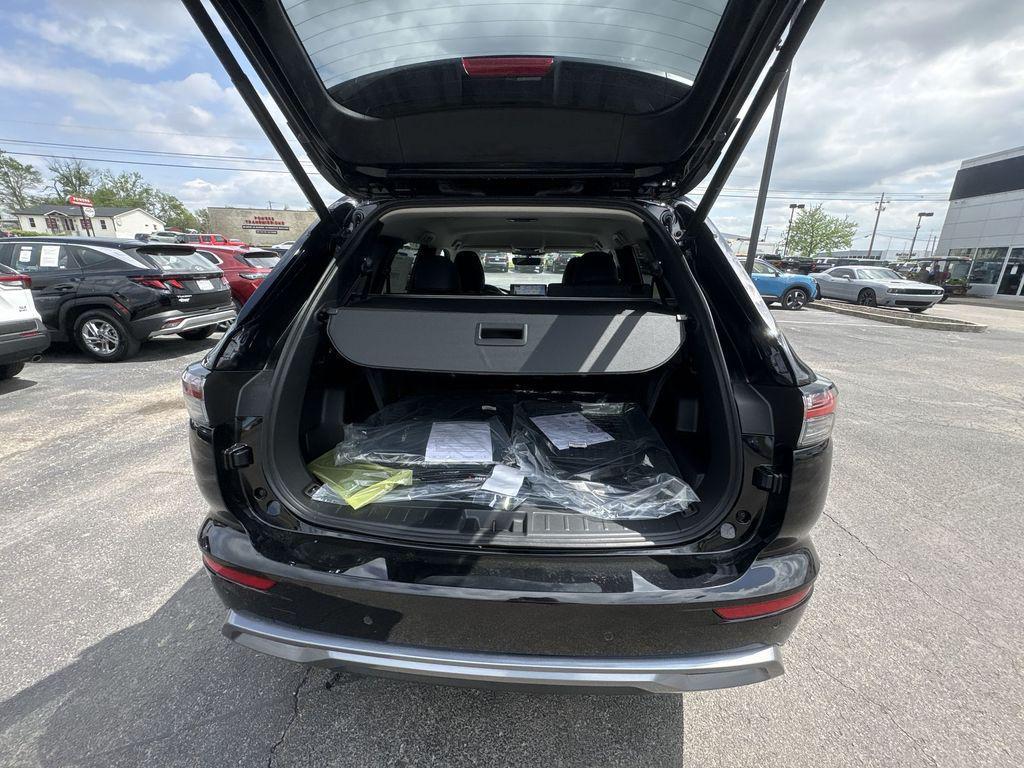 new 2026 Mitsubishi Outlander car, priced at $32,618
