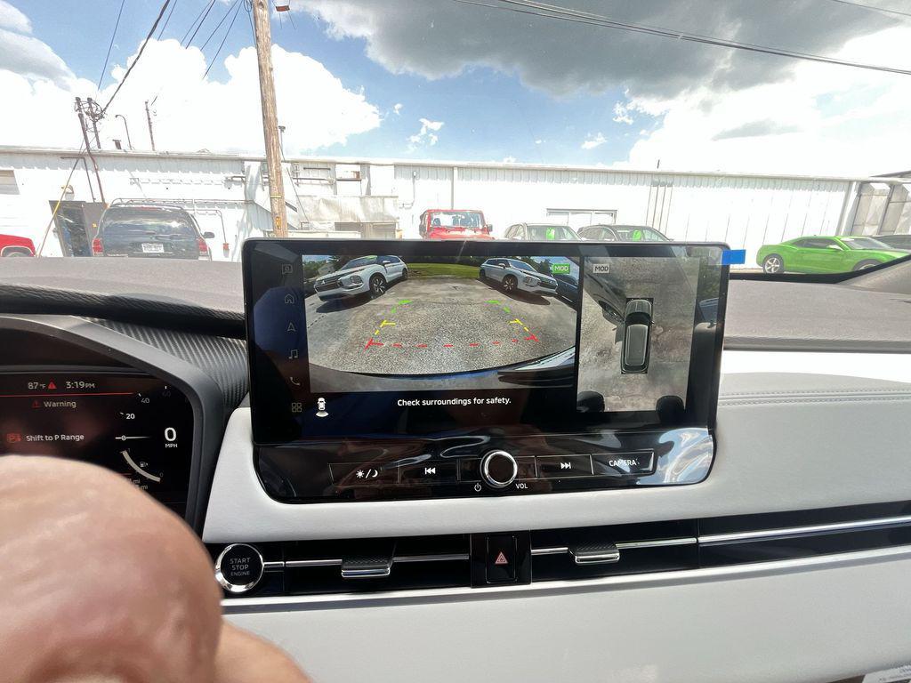 new 2025 Mitsubishi Outlander car, priced at $33,700