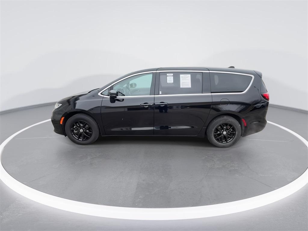 used 2024 Chrysler Pacifica car, priced at $33,774