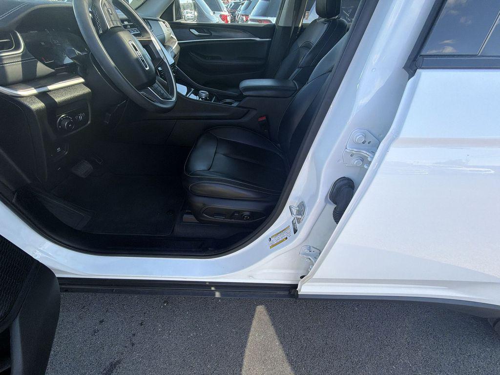 used 2024 Jeep Grand Cherokee L car, priced at $36,477