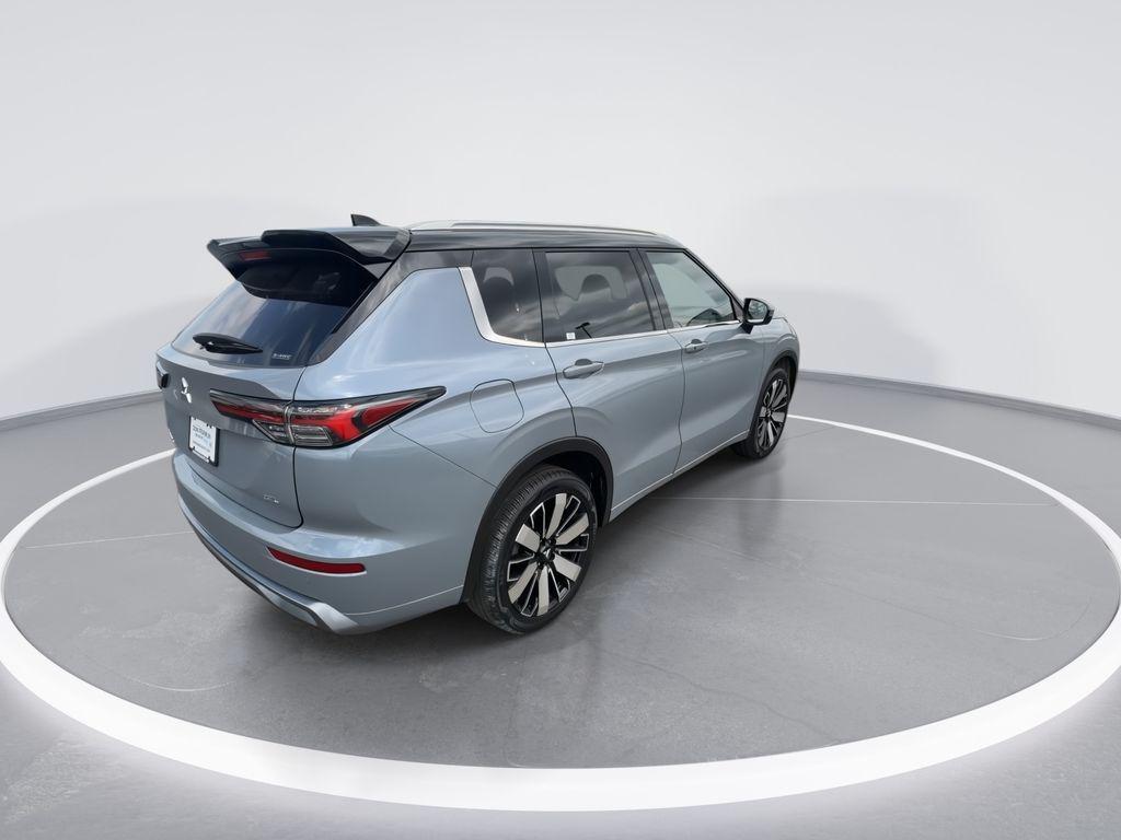 new 2026 Mitsubishi Outlander car, priced at $39,332