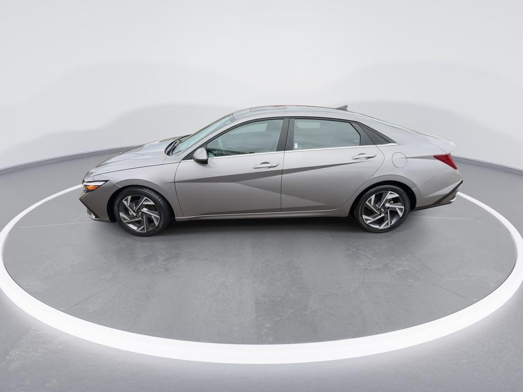 used 2025 Hyundai Elantra car, priced at $22,965