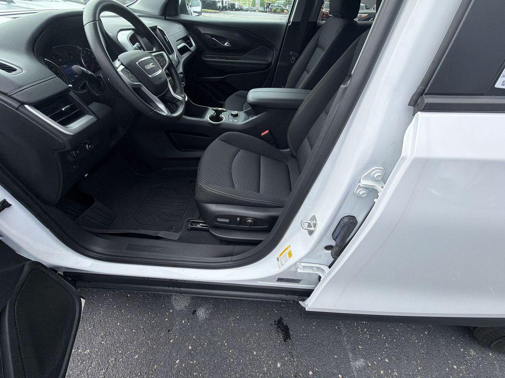 used 2023 GMC Terrain car, priced at $26,500