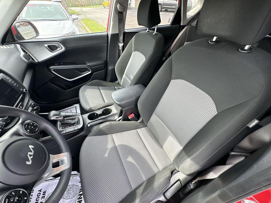 used 2022 Kia Soul car, priced at $15,562