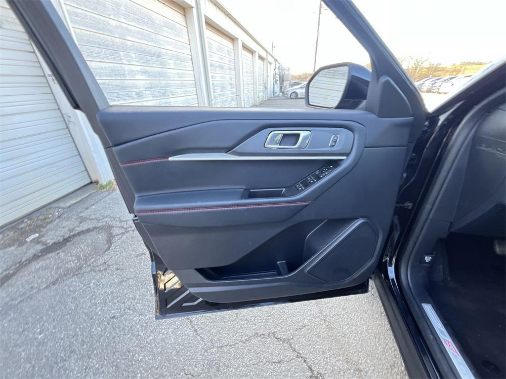 used 2025 Ford Explorer car, priced at $39,044