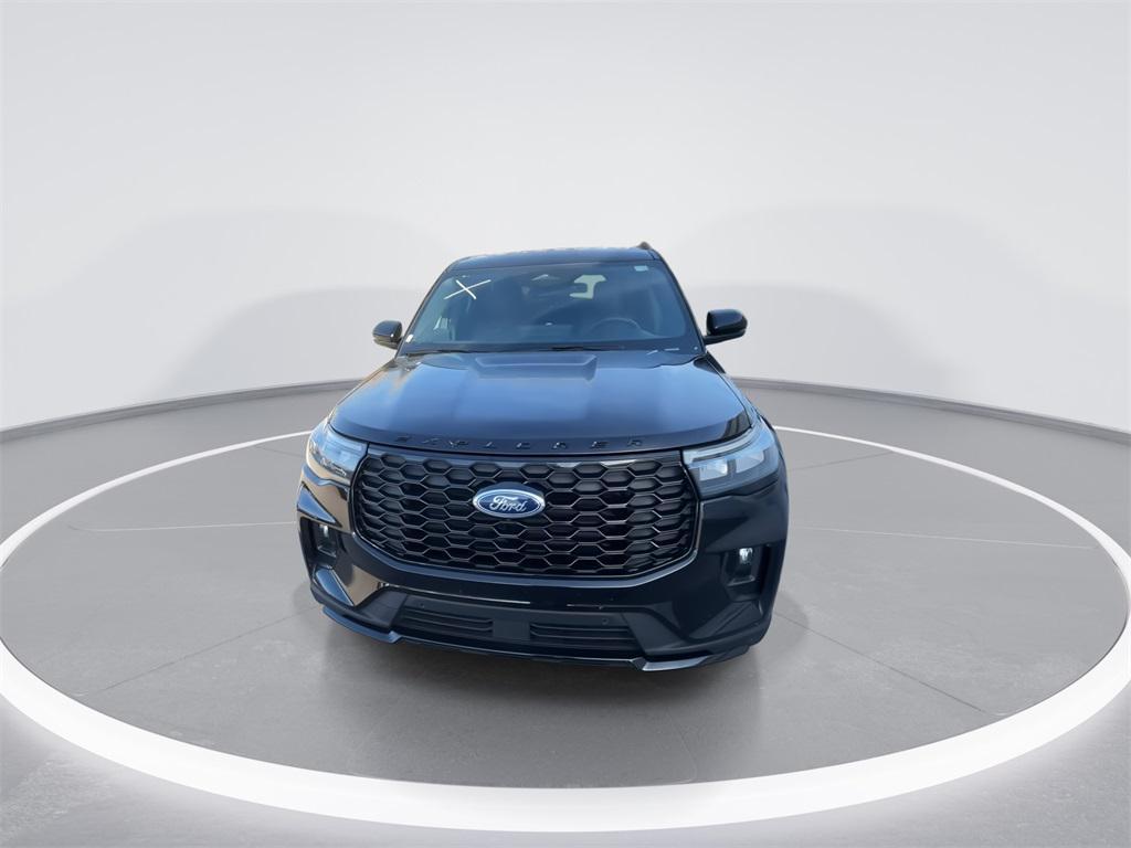 used 2025 Ford Explorer car, priced at $39,044