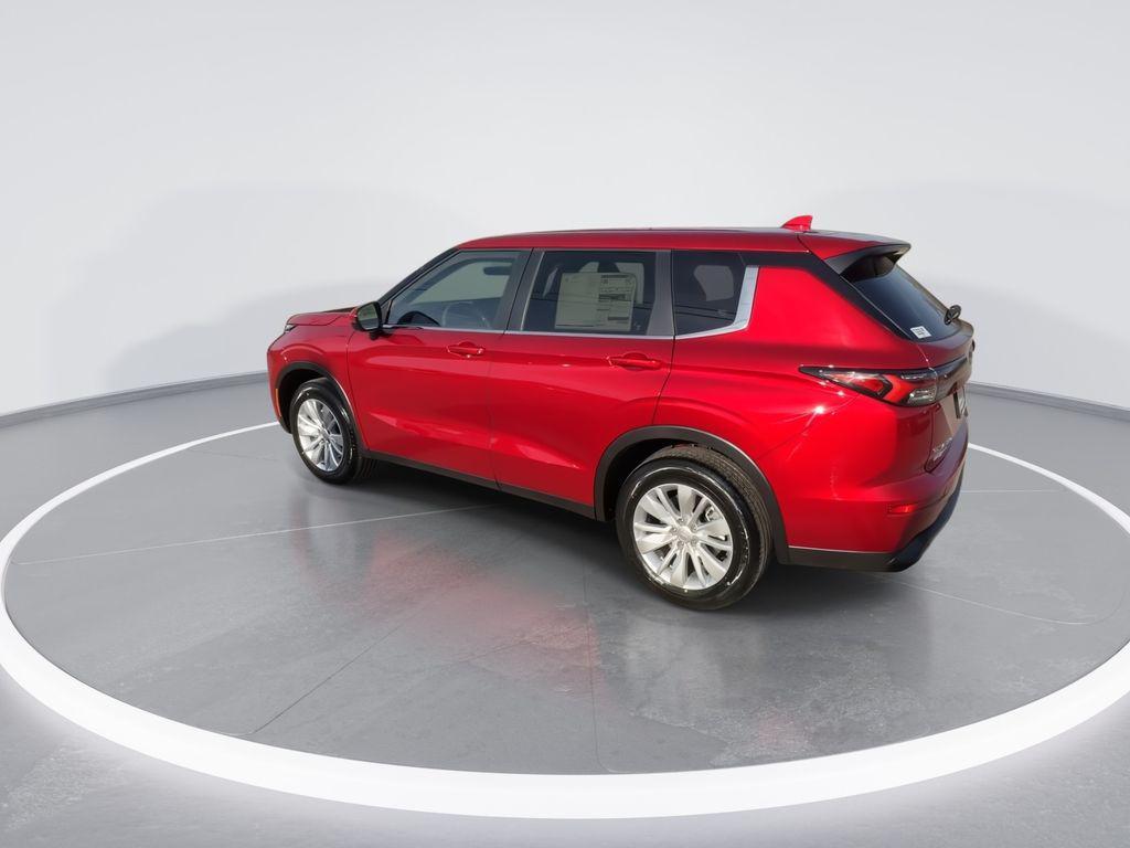 new 2026 Mitsubishi Outlander car, priced at $28,083