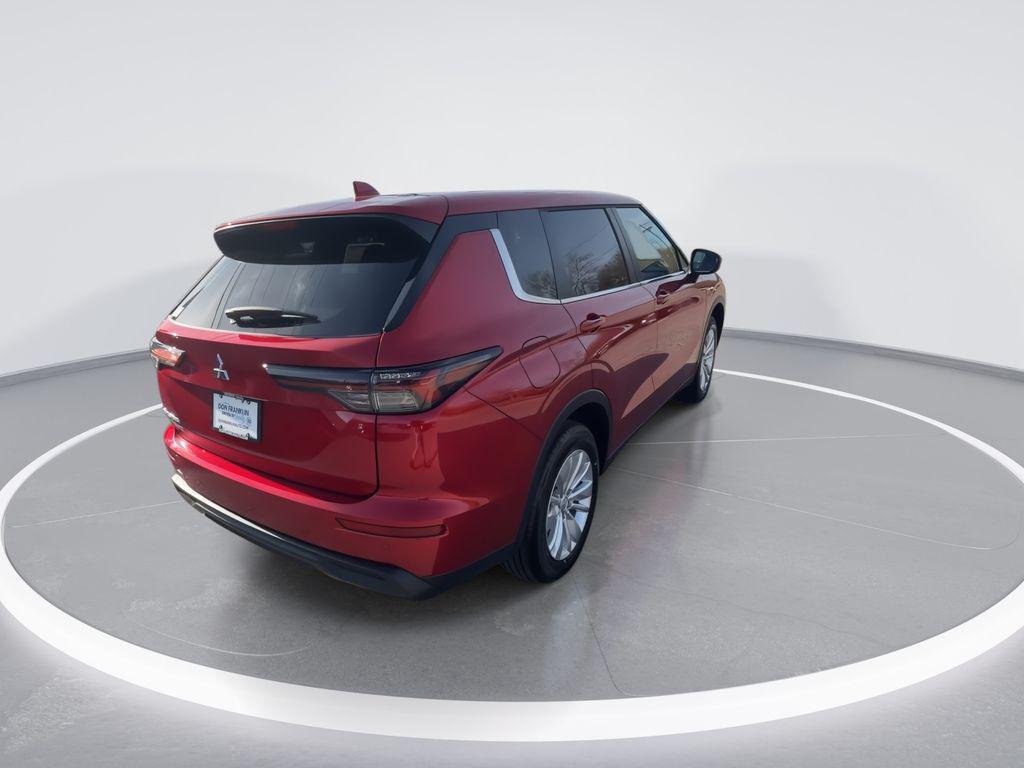 new 2026 Mitsubishi Outlander car, priced at $28,083