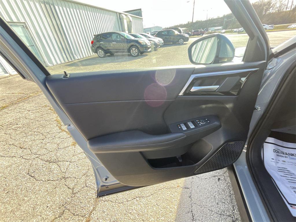 new 2026 Mitsubishi Outlander car, priced at $42,075