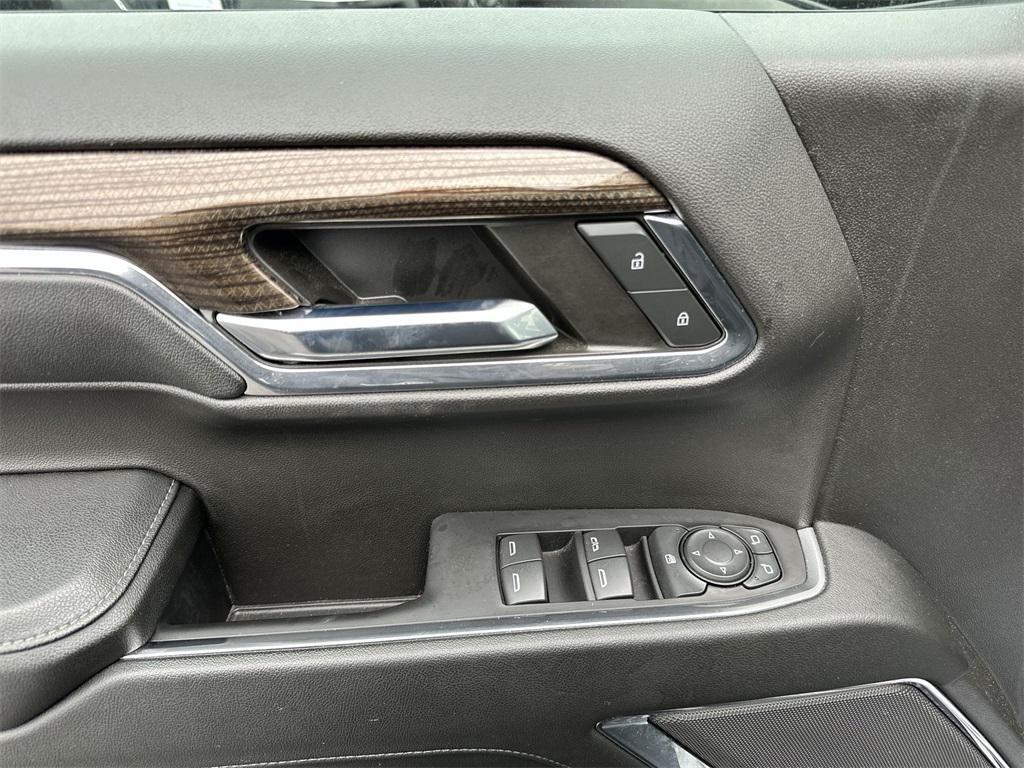 used 2024 Chevrolet Silverado 1500 car, priced at $38,114