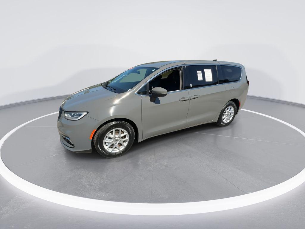 used 2023 Chrysler Pacifica car, priced at $25,499