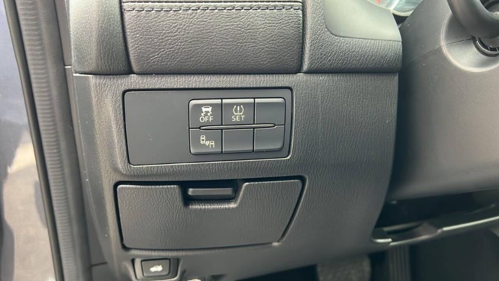 used 2016 Mazda Mazda6 car, priced at $12,900