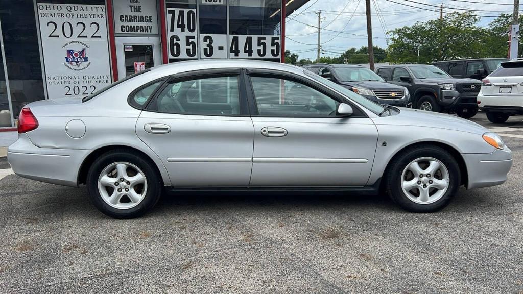 used 2001 Ford Taurus car, priced at $3,900