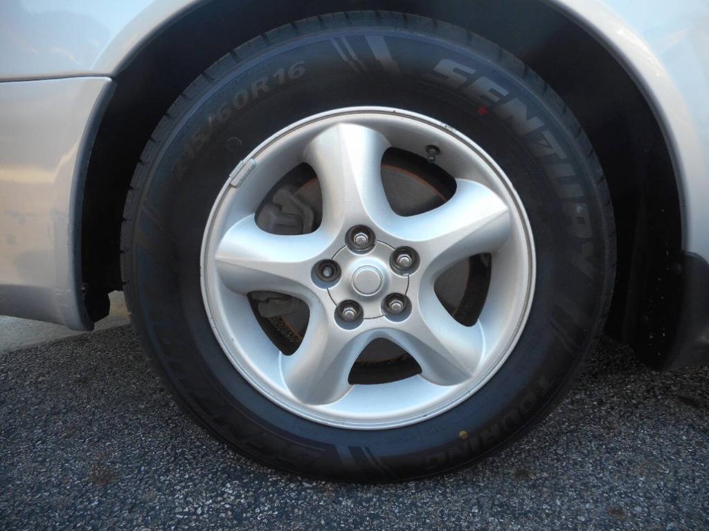used 2001 Ford Taurus car, priced at $4,900