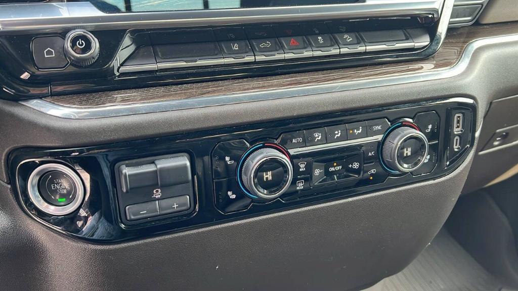 used 2024 Chevrolet Silverado 2500 car, priced at $44,900