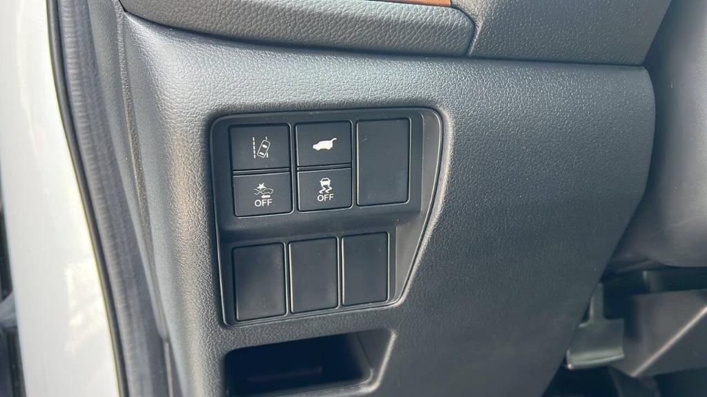 used 2020 Honda CR-V car, priced at $23,900