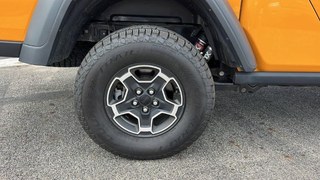 used 2021 Jeep Gladiator car, priced at $37,900