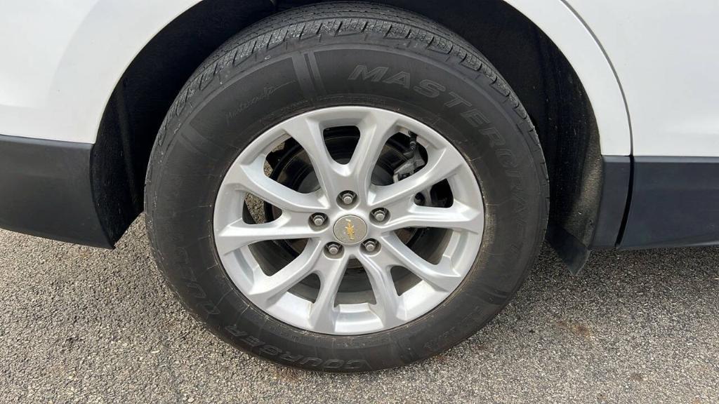 used 2021 Chevrolet Equinox car, priced at $14,900