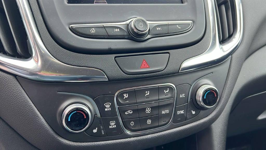 used 2021 Chevrolet Equinox car, priced at $14,900