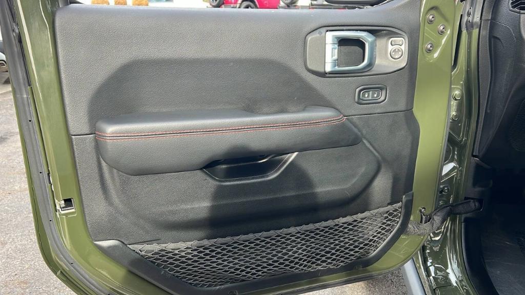 used 2021 Jeep Gladiator car, priced at $34,900