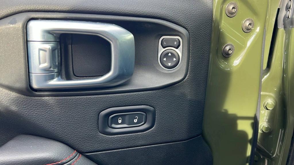 used 2021 Jeep Gladiator car, priced at $34,900